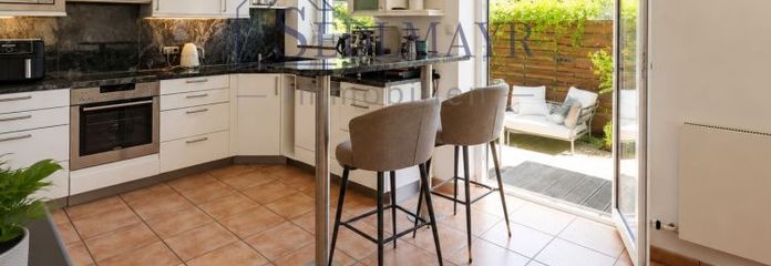 VERMIETUNG: Wohnen mit besonderer Lebensqualität mit Indoor-Pool und Sauna in Seenähe!