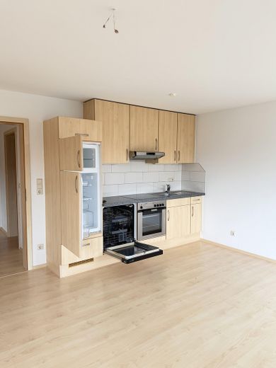 Helle Wohnung in ruhiger Lage mit Balkon – Küche