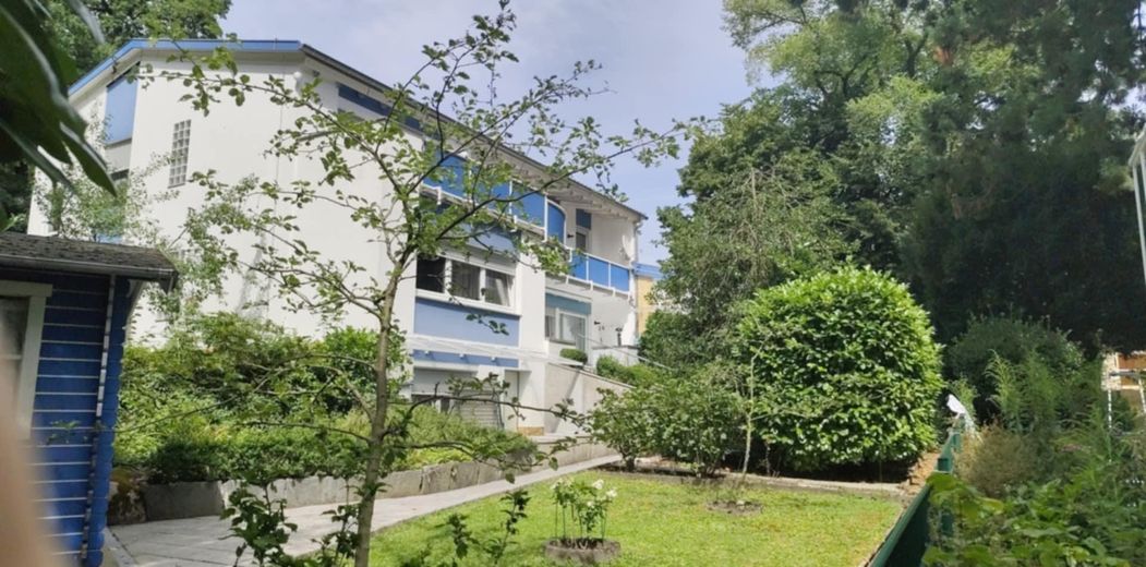 Haus vom Garten West und Süd