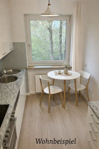 Renovated, light-filled 3-room apartment near the Grombühl University Hospital – Photo 3