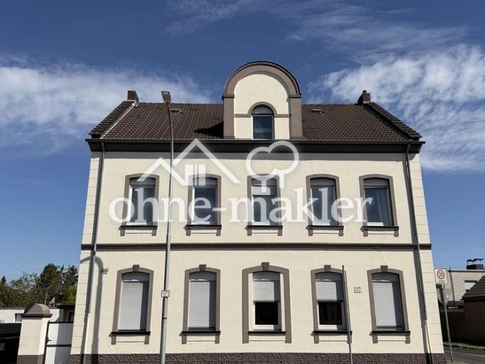 Nach WEG aufgeteiltes MFH, 4 Wohneinheiten, 2 vermietet, 1 frisch renoviert – Fotoğraf 1