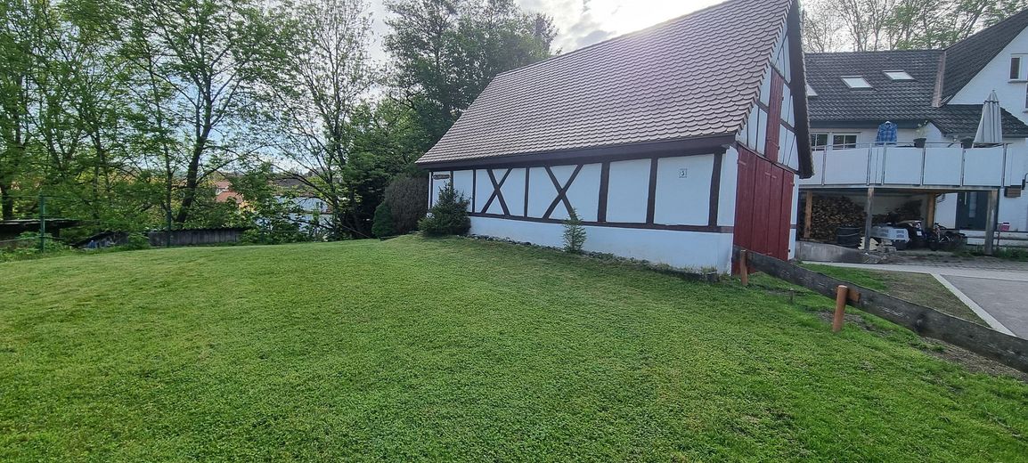 Baugrundstück erschlossen, mit vorhandener großen Garage u. kleiner Werkstatt – Foto 22