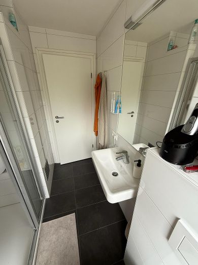 Reiheneckhaus mit Garten in Schwäbisch Gmünd – Badezimmer