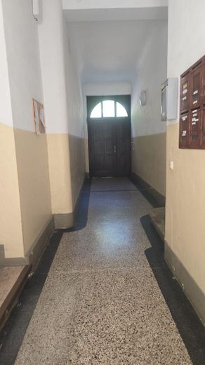 am Herschelplatz: top gepflegte 2 1/2 Zimmer Wohnung im DG – Foto 4