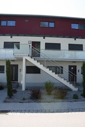 Laubengang und Eingänge 