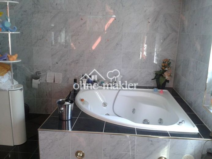 ***Top-Angebot: Reihenhaus + Whirlpool – keine Provision – Foto 1