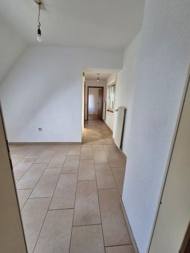 2,5 ZKB Oberwohnung – Flur