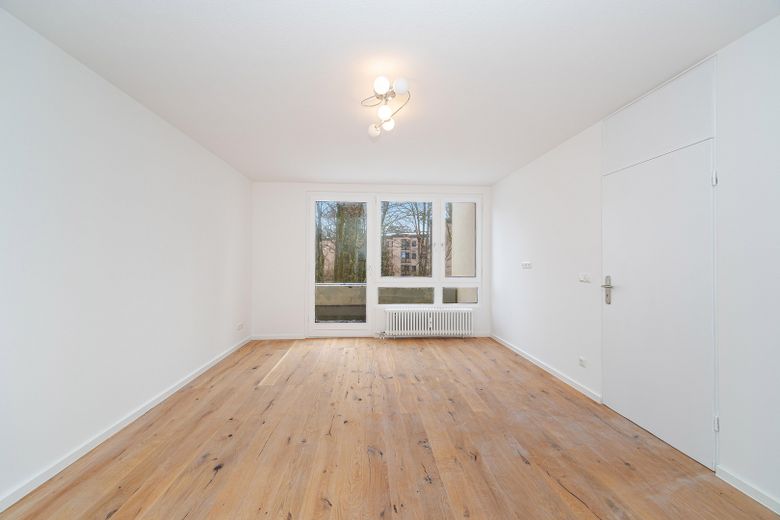 Luminoso y modernizado piso de 3 habitaciones: 2 balcones, completamente modernizado en Múnich-Neubiberg – Foto 25
