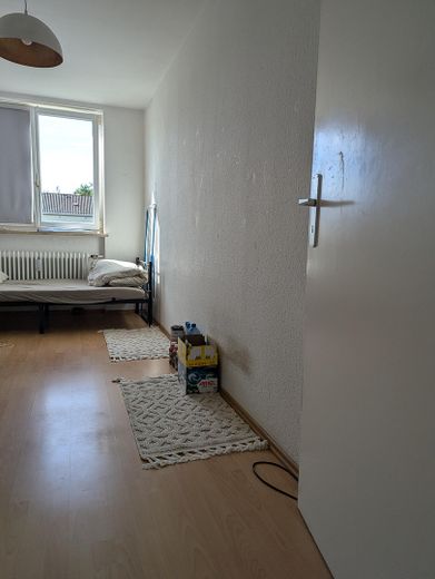 | Solide Rendite Nahe MIRA | Intelligenter 4-Zimmer-Schnitt mit Sonnenausrichtung | – Schlafen 3