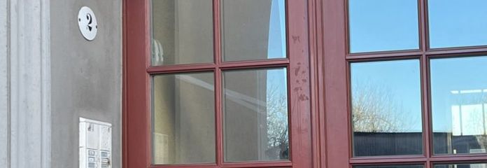 2-ZIMMER AM SONNENBERG, Wohnraum großzügig- Sachsenallee gleich nebenan !