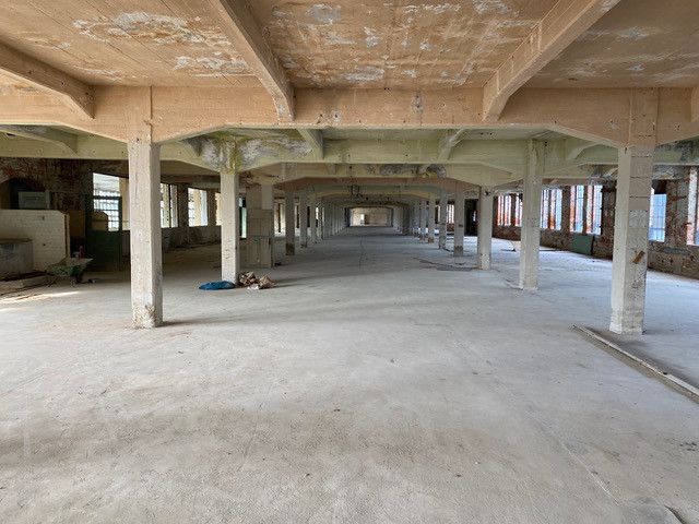 Lagerfläche variabel 3000m2 pro Etage – Foto 1