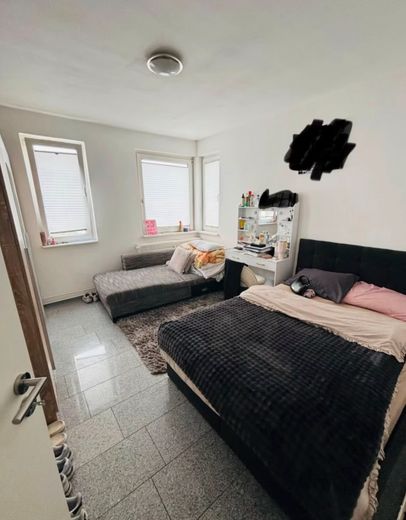 Schlafzimmer 2