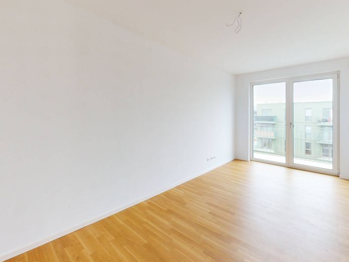 **Kentsel yaşam cennetiniz: Berlin-Lichtenberg'de 3 balkonlu geniş 3 odalı daire** – Ansicht I: Schlafzimmer