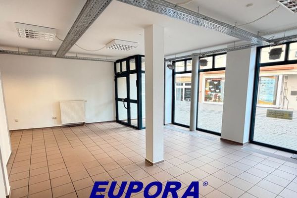EUPORA® Immobilien: Local comercial en Kirchheimbolanden - Casco antiguo -disponible de inmediato-