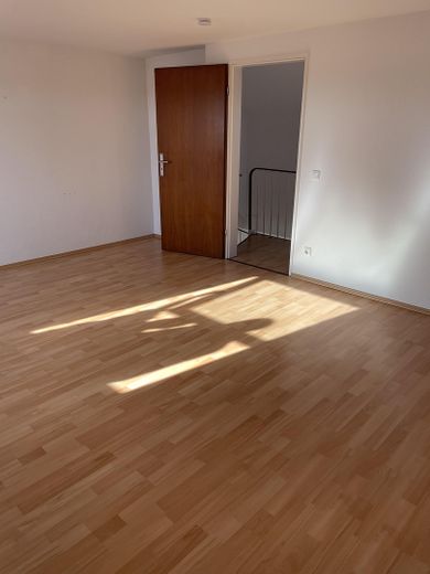 Apartamento de 2 habitaciones, aprox. 92 m², con balcón – Foto 5