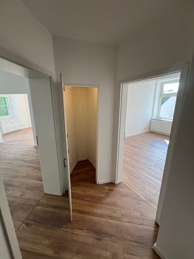 Altbauwohnung komplett renoviert – Foto 10