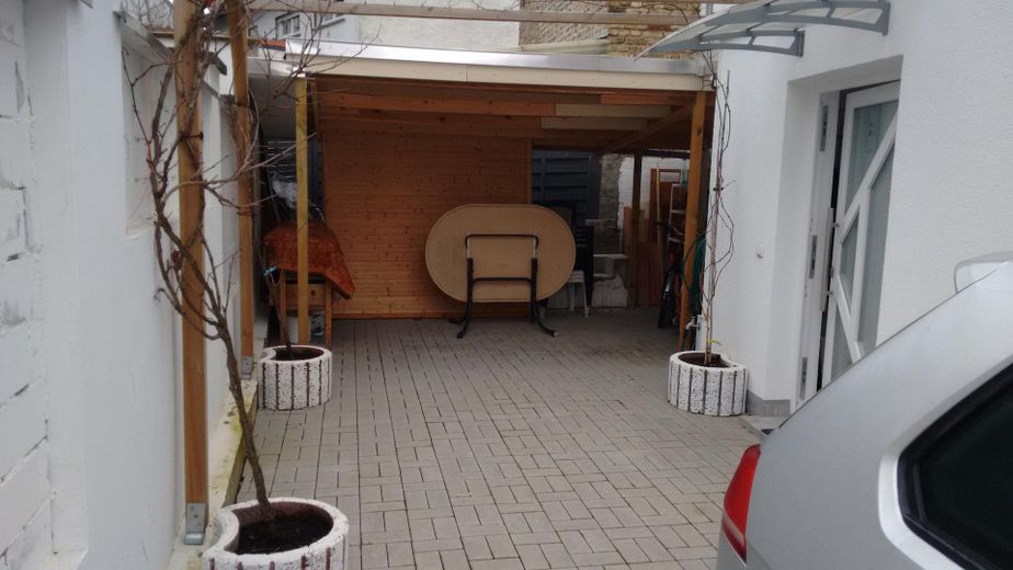 منزل من 3 شقق، حديث البناء، هوخهايم، ماسنهايم – Eingangs EG mit Terrasse
