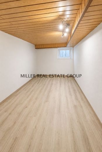 Gepflegtes Reihenmittelhaus in Ingolstadt-Süd mit Südwest-Garten, Terrasse, Keller und Garage! – Büro-Gästezimmer KG