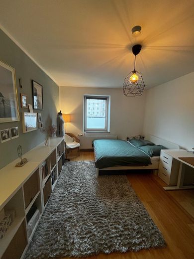 2,5 Zimmer hell, charmant, zentral mit  West-Südbalkon in München Laim – Zimmer 2