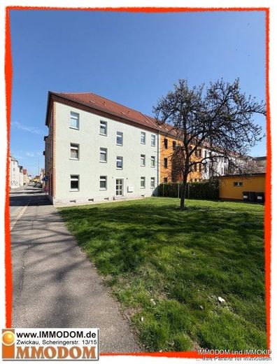 2-Zimmer- Hochparterre-Wohnung, gut geschnitten und in perfekter Lage, zu verkaufen! – Hausansicht (Rückseite)