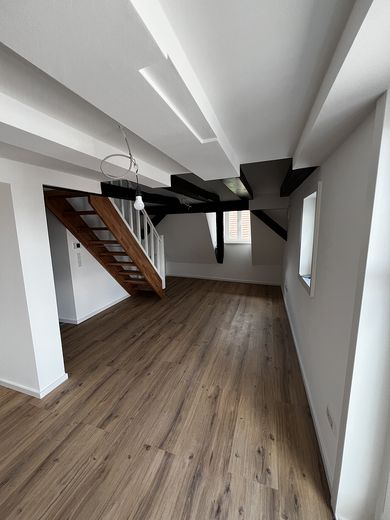 Charmante 3-Zimmer-Wohnung im Denkmalobjekt – 75 m², ab sofort verfügbar – Zdjęcie 8