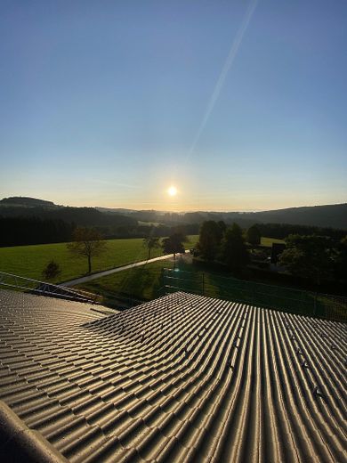 58 m² - Effizienzhaus - Erstbezug - Balkon - Aufzug - Sauna - Luftkurort - Rothaargebirge – Aussicht Tal