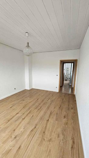 Appartamento di 3 locali appena ristrutturato con cucina attrezzata – idoneo al Wohngeld, libero dal 01.09. –  Schlafzimmer 4