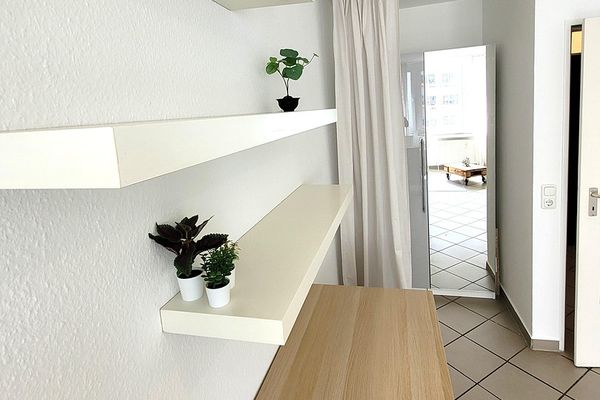 zentrales Apartment löffelfertig für Pendler / Studenten inkl. Strom u. Internet (TG-Wohnung)