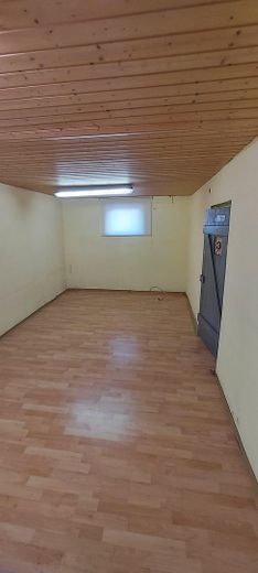 Hazır bir ev değil. Kendi EVİNİZİ yaratma fırsatı – Hobbyraum Keller