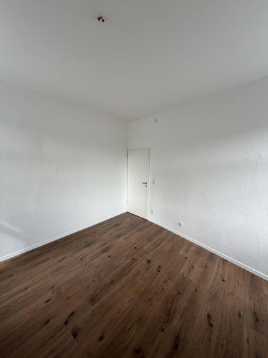 Kernsanierte 3 Zimmer Wohnung - WG geeignet – Foto 4
