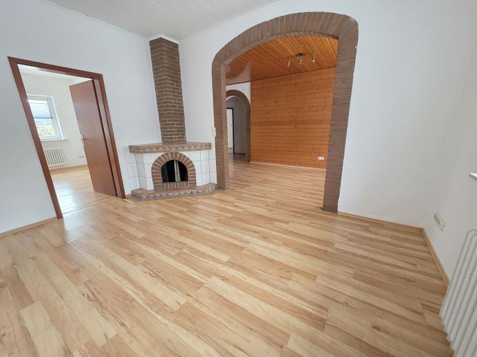 Zentrale 4 Zi Wohlfühlwohnung in Hohenlockstedt – ...und genießen...