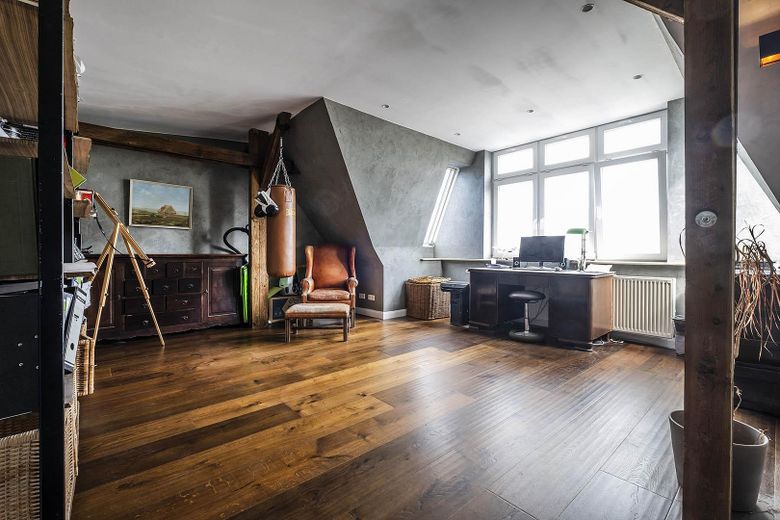 Appartamento loft unico con potenziale terrazza sul tetto a Ottensen – Foto 7