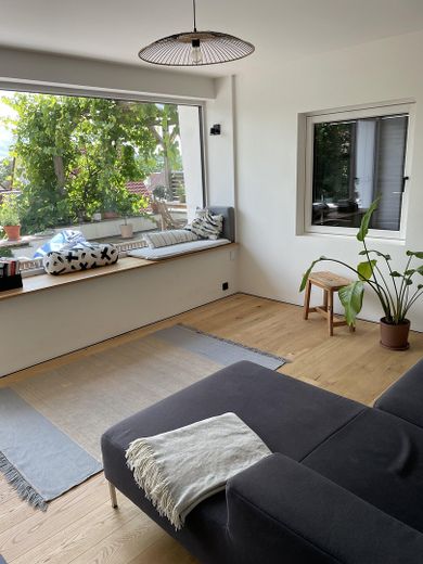 Sonnendurchflutetes Einfamilienhaus mit Garten in ruhiger Wohnlage – Photo 8