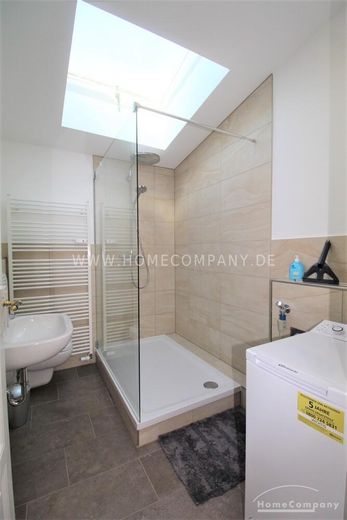 22801 HomeCompany Dresden Möbliert/Furnished 3-Zimmer Maisonette Wohnung in Dresden-Striesen mit Balkon max. 3 Personen – 74363b731f2f64dba0294ea1dd34d48fdebba9a6.jpg