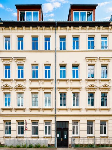 Beautifully renovated old building with underfloor heating and garden share – first occupancy in Gohlis – Fassade