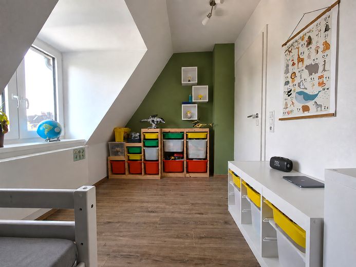 Modernisierte Doppelhaushälfte mit Sonnenterrasse – provisionsfrei – Kind