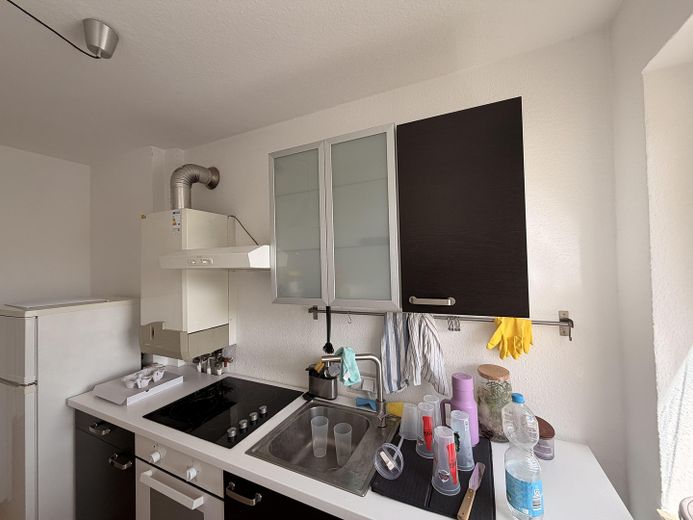 City, gut geschnittene schöne 3-Zimmer Wohnung an der Lorettostraße/Ecke Bilker Allee – Küche Bild 2