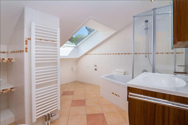 Einliegerwohnung Bad