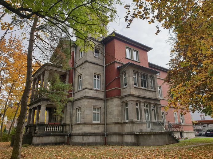 Charmante 2-Zi-Wohnung mit 2 Balkonen und Gartenzugang in Meiningen – फोटो 15