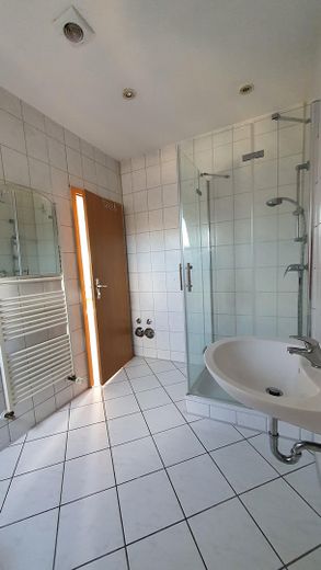 Kapitalanlage mit 7 Wohneinheiten – DG