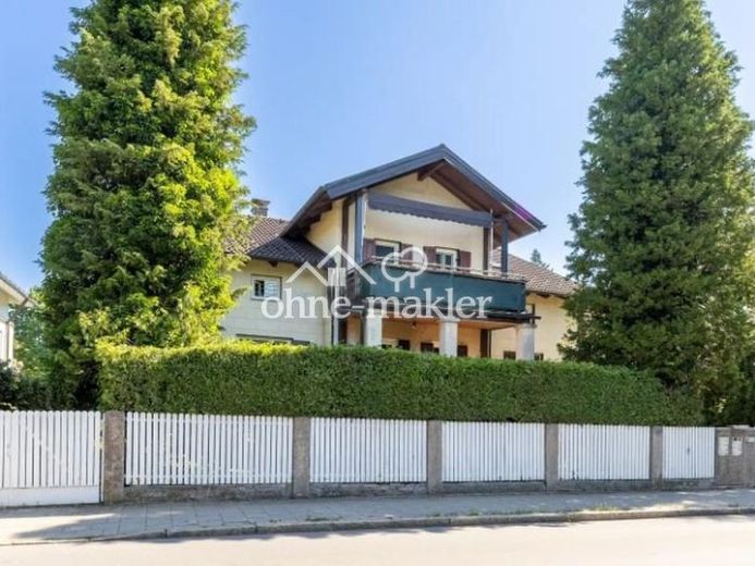 Charmantes freistehendes renovierungsbedürftiges Einfamilienhaus/Kapitalanlage von Privat – फोटो 1