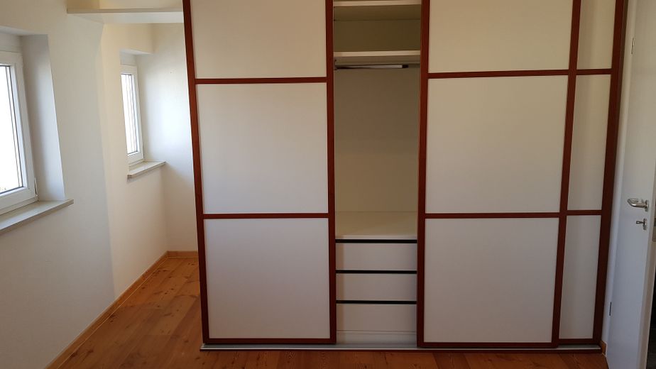 Einbauschrank