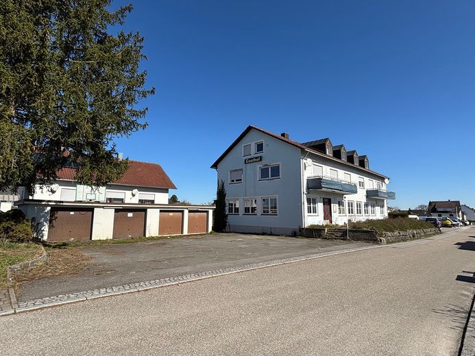 Edificio plurifamiliare con terreno aggiuntivo a Vöhringen – Foto 2