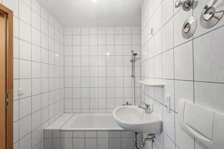 Appartamento di 2 locali appena ristrutturato con terrazza in posizione top al Galgenberg – Bad