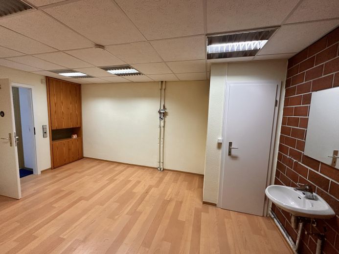 Großzügiges Einfamilienhaus mit Einliegerwohnung auf weitläufigem Eckgrundstück – Foto 30