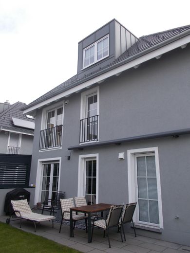 Hausfront  Süd-Westseite