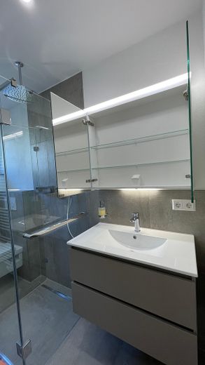 Badezimmer - Spiegelschrank