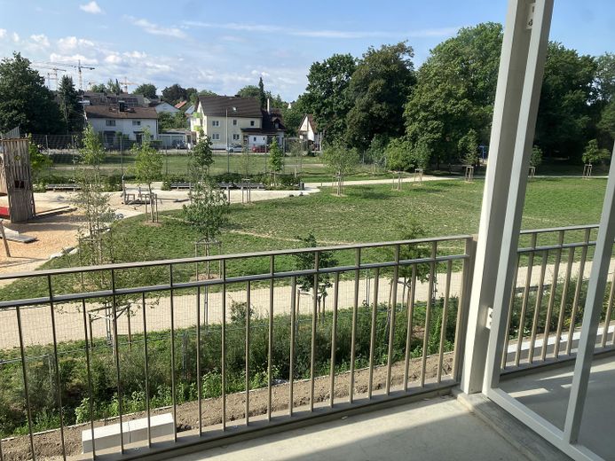 Obra nueva de 2 habitaciones en Feldmoching, amueblado y con balcón, primera ocupación – Blick vom Balkon