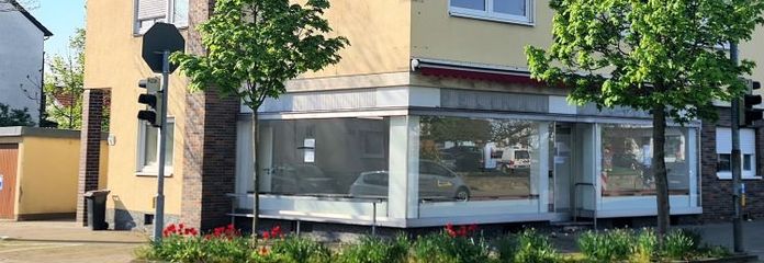 central & highly visible – commercial space in a prime location in Schifferstadt