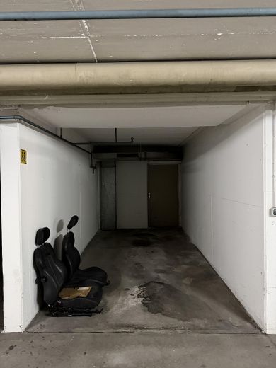 Hobby room | workshop | storage room with optional garage parking space in Munich Bogenhausen – Stellplatz | Garage